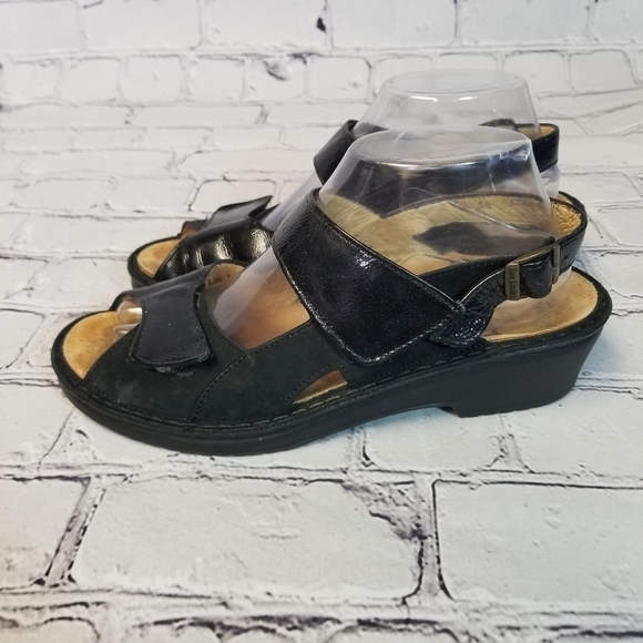 Finn Comfort black ankle strap sandals - Picture 4 of 10